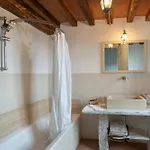 Feriehus With Trasimeno View In Umbria